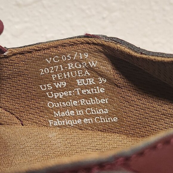 OluKai Women's Size 9 Pehuea Maroon Slip On Comfort Sneaker Stretch Non Marking - Picture 7 of 9